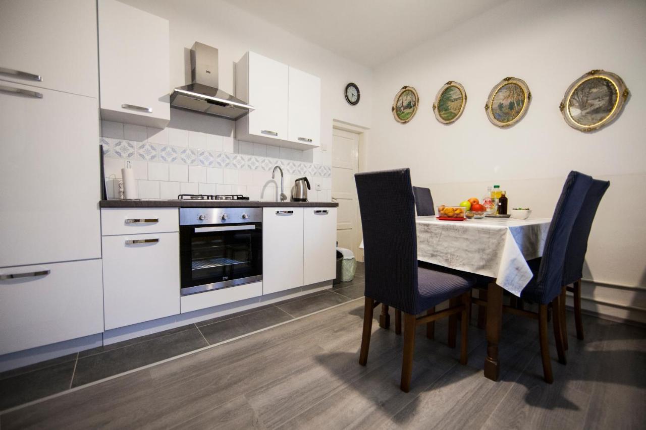 Apartman Kuca 150 Mala Subotica Esterno foto
